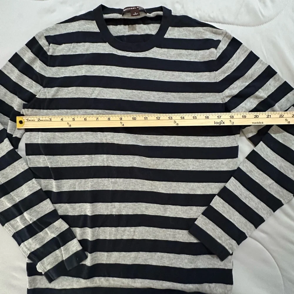 Michel Kors Men’s Knit Striped Sweater Navy Blue/ Gray Size Small